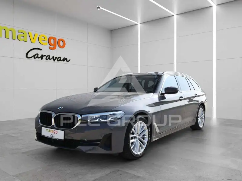 2022 BMW 530