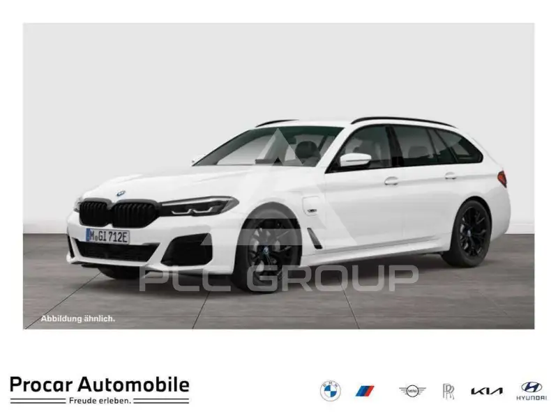 2022 BMW 530