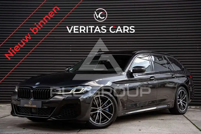 2022 BMW 530