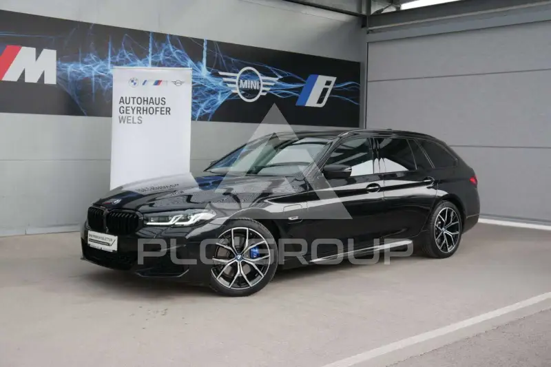 2022 BMW 530