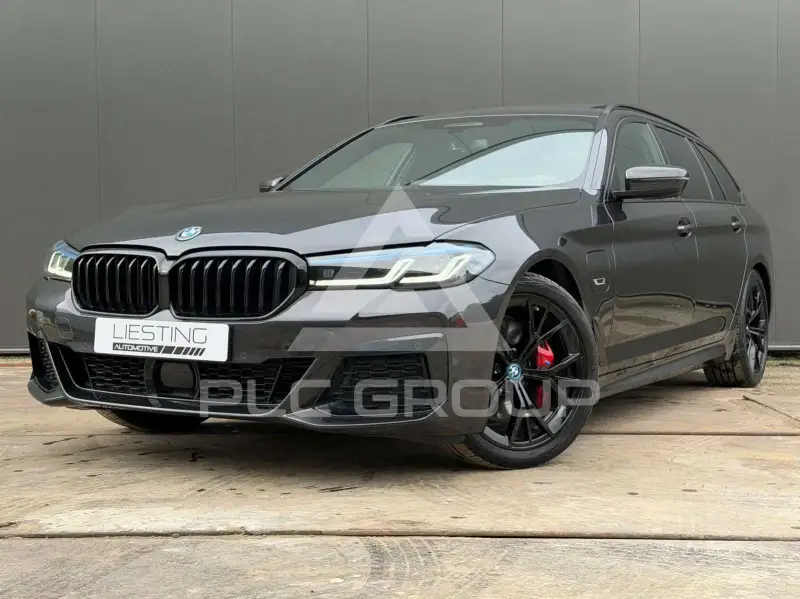 2022 BMW 530