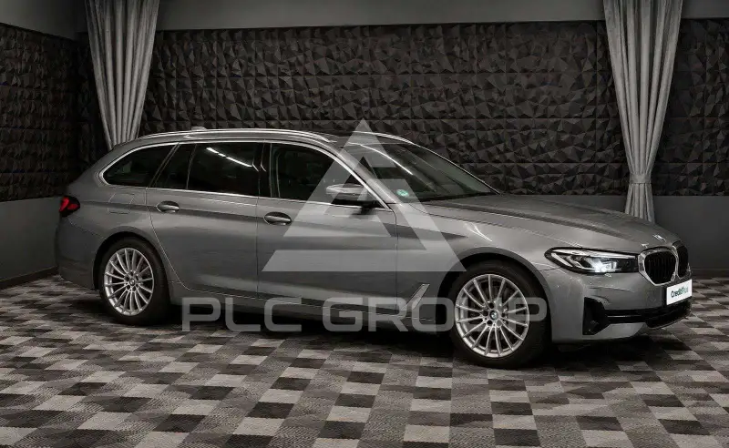 2022 BMW 530