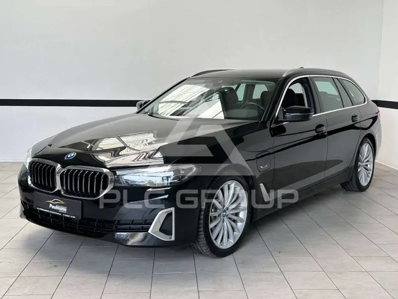 2022 BMW 530