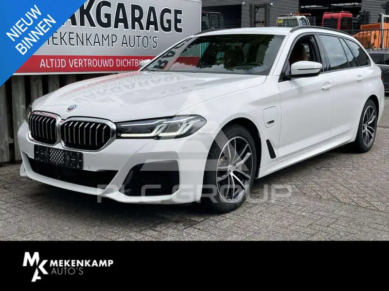 2022 BMW 530