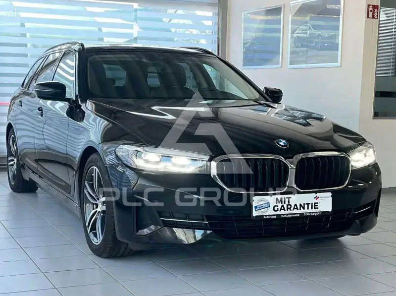 2022 BMW 530