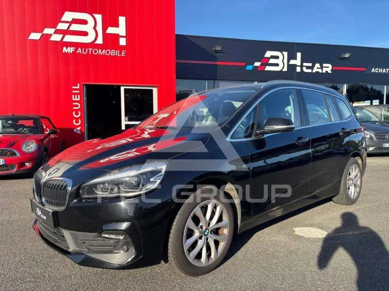 2022 BMW 218