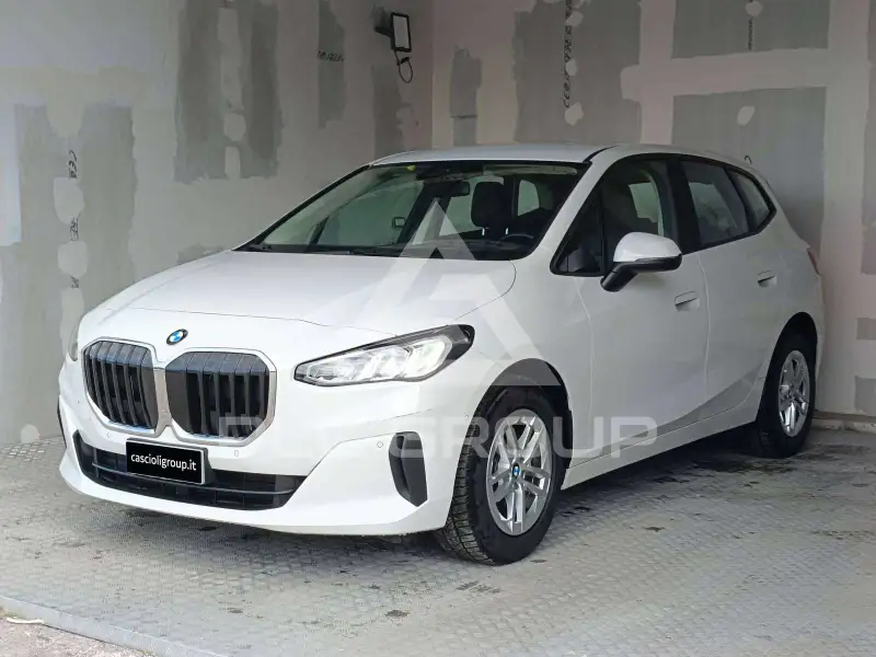 2022 BMW 218