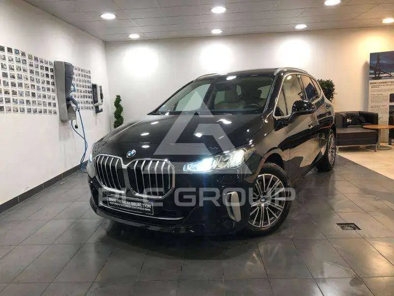 2022 BMW 218