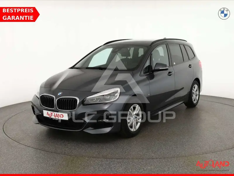 2022 BMW 218