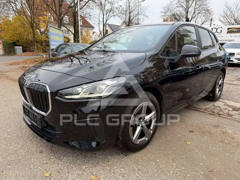 2022 BMW 218