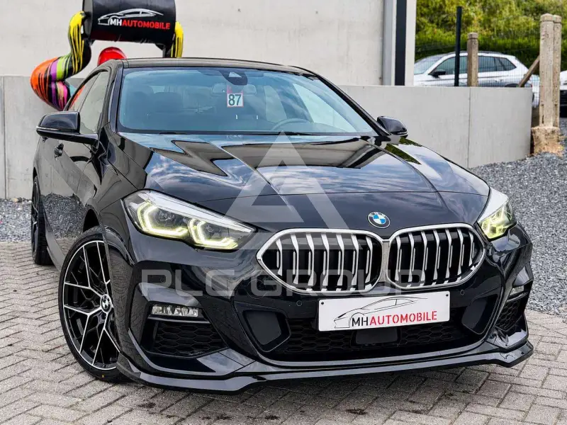 2022 BMW 218
