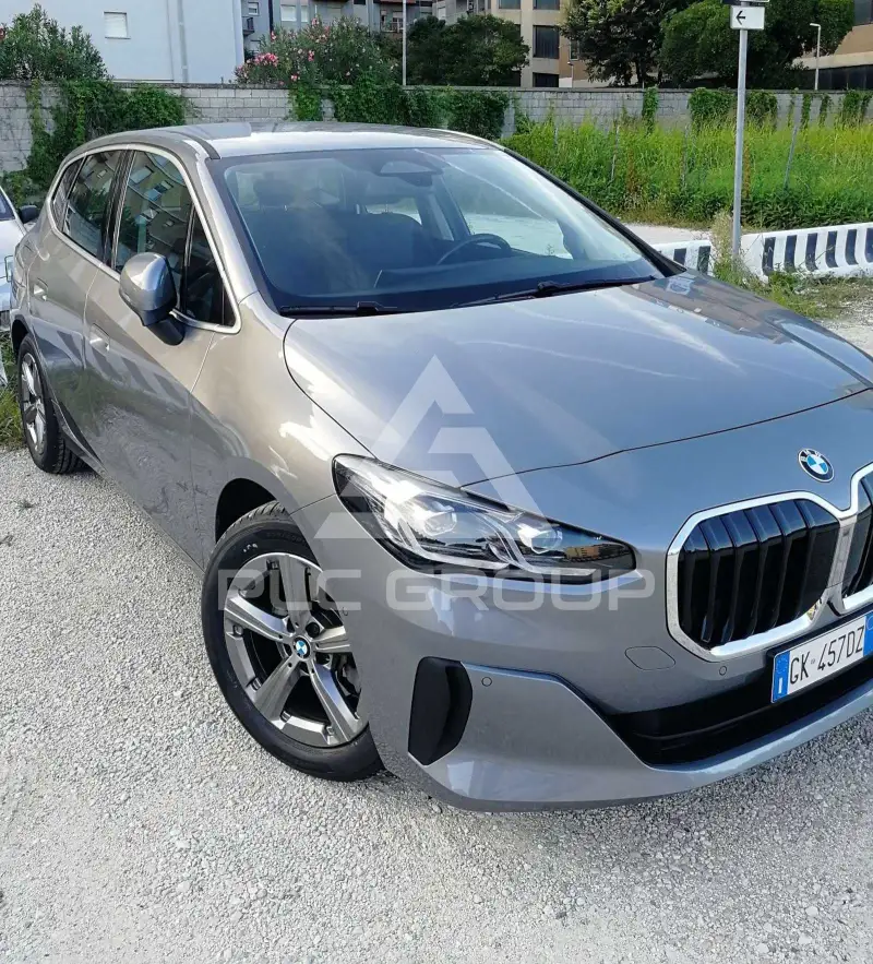 2022 BMW 218