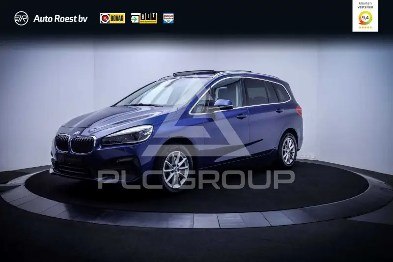 2022 BMW 218