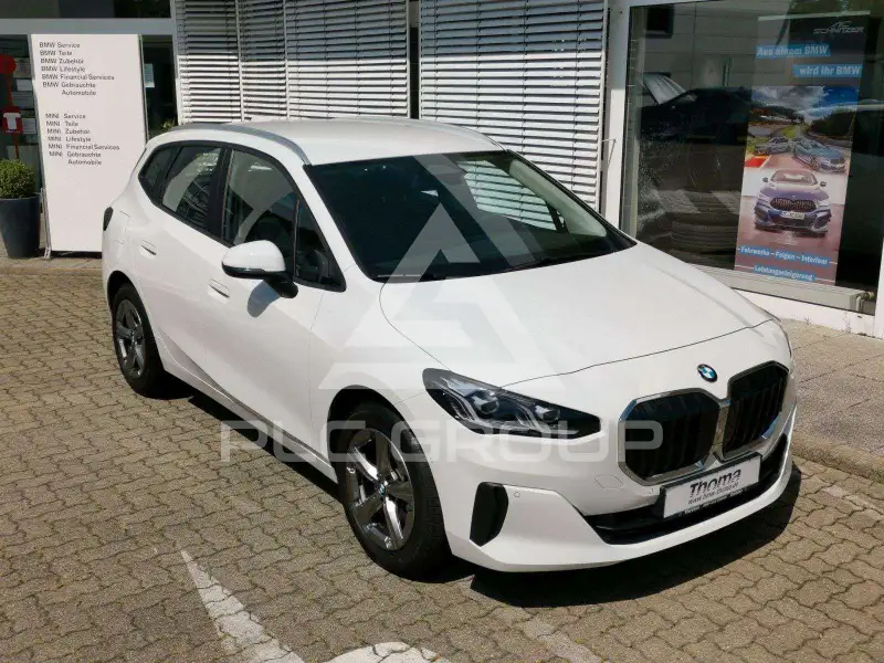 2022 BMW 218