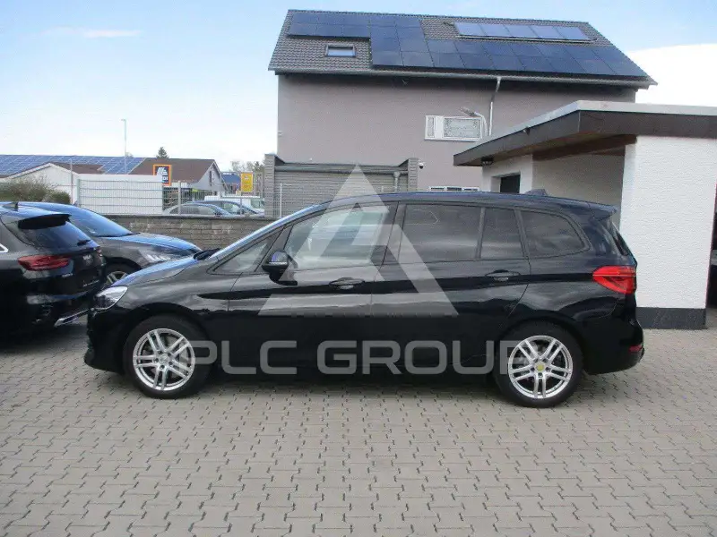 2022 BMW 218