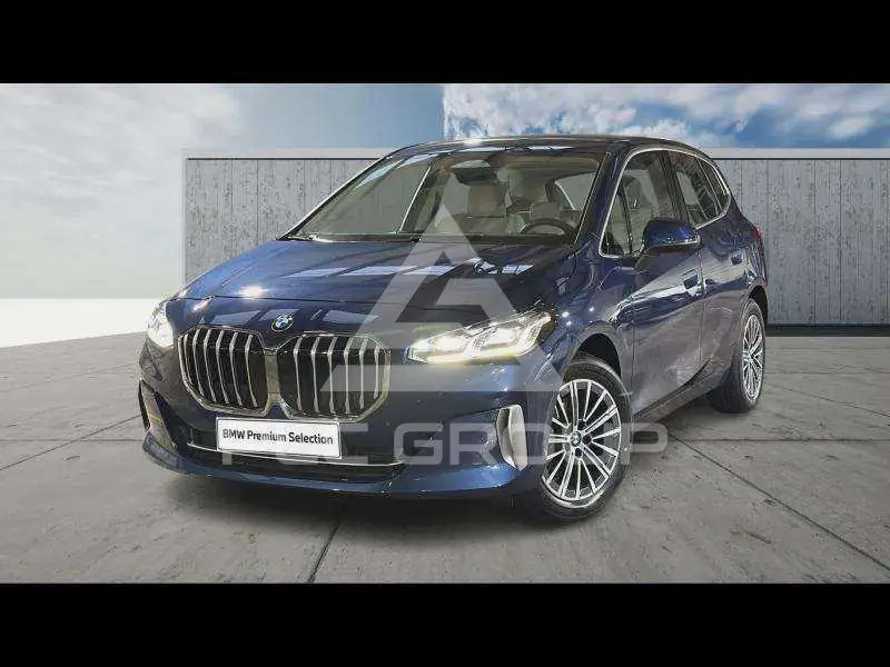 2022 BMW 218