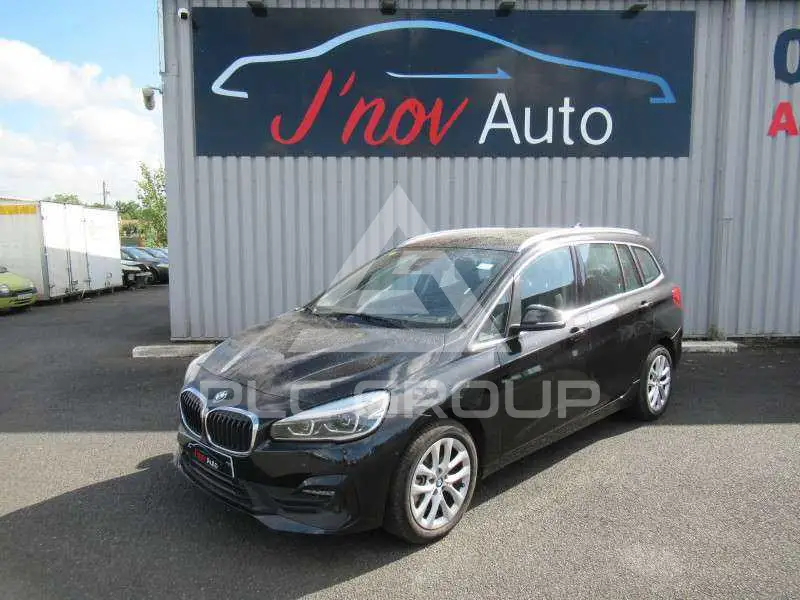 2022 BMW 218