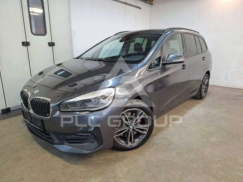 2022 BMW 218