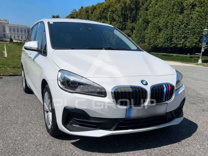2022 BMW 218