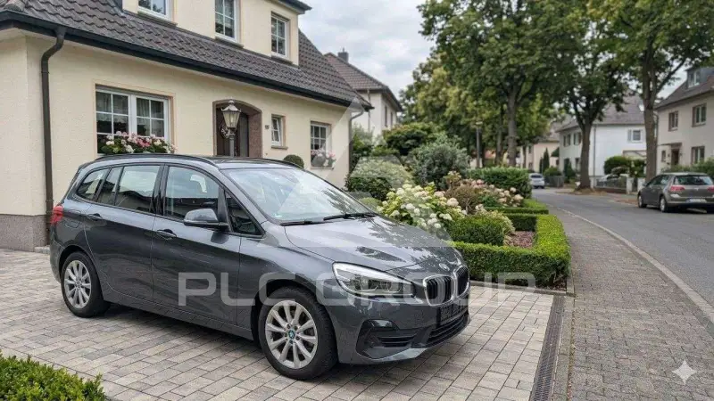 2022 BMW 218
