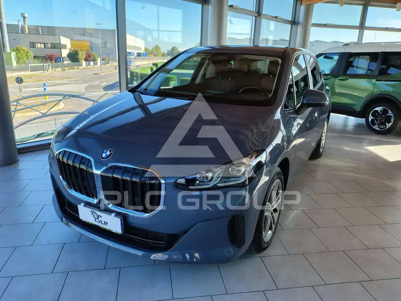 2022 BMW 218