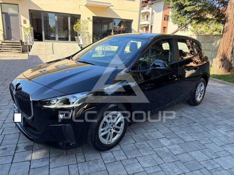 2022 BMW 218