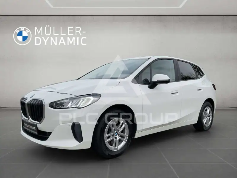 2022 BMW 218