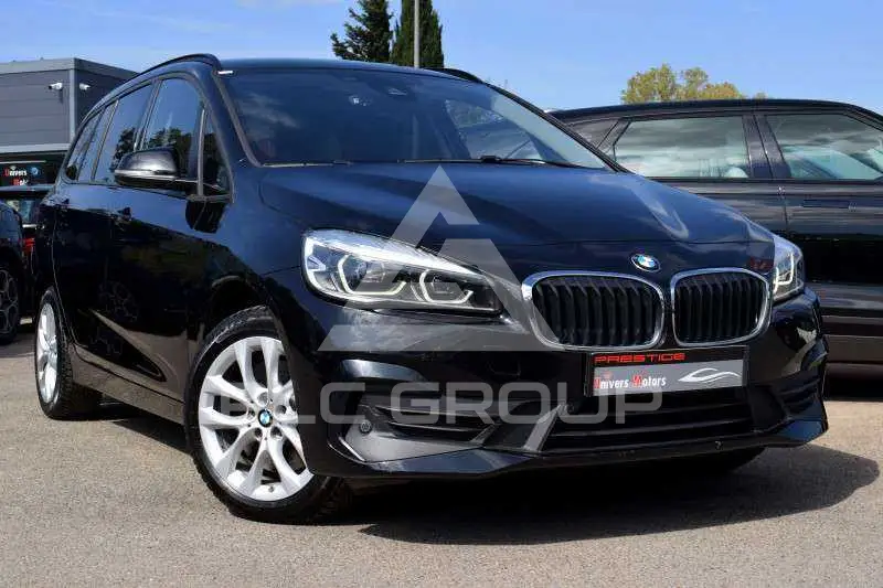 2022 BMW 218