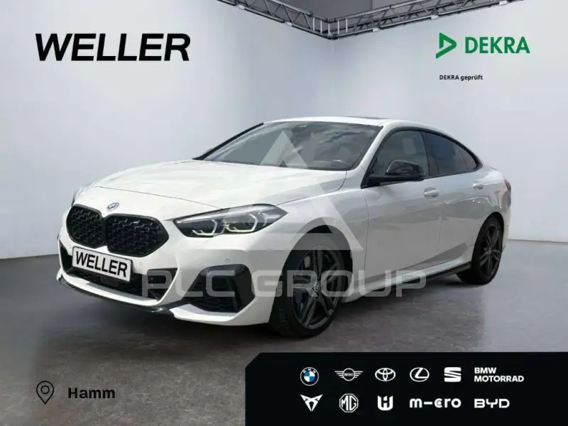 2022 BMW 235