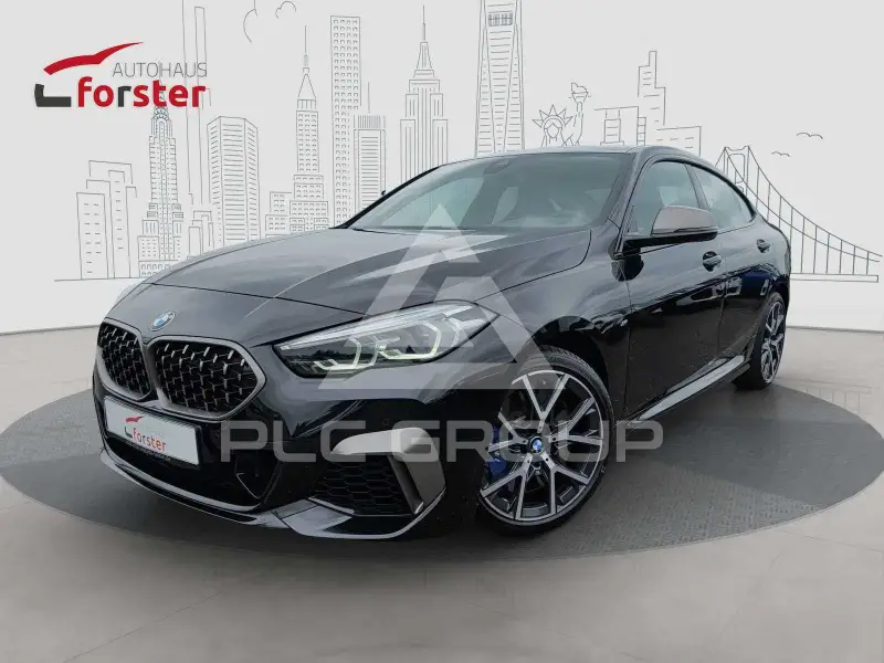 2022 BMW 235