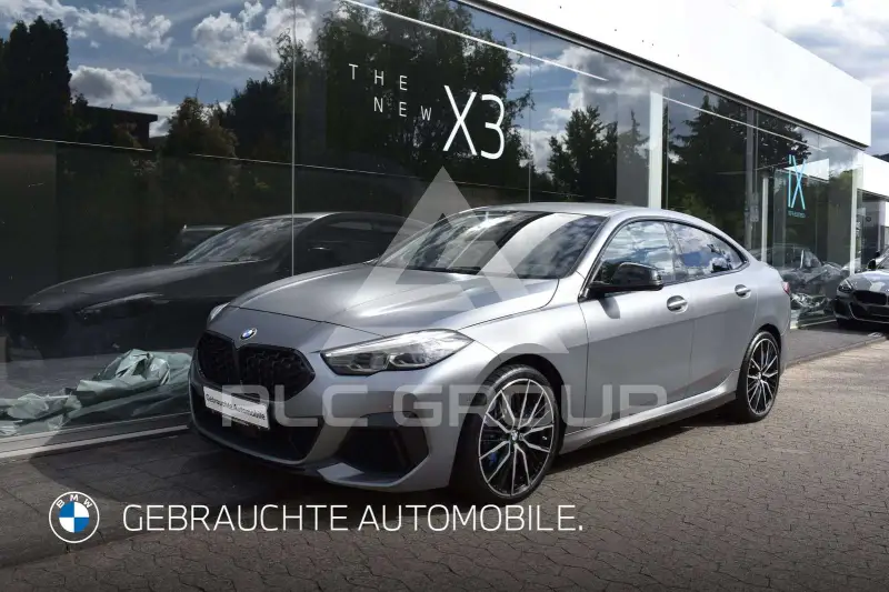 2022 BMW 235