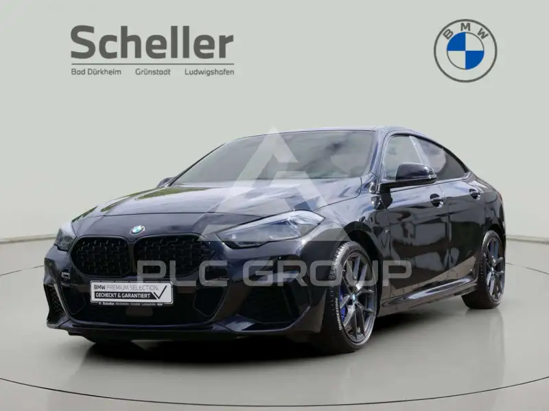 2022 BMW 235