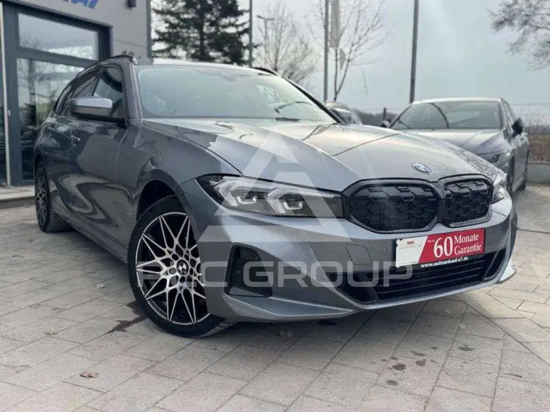 2022 BMW 320