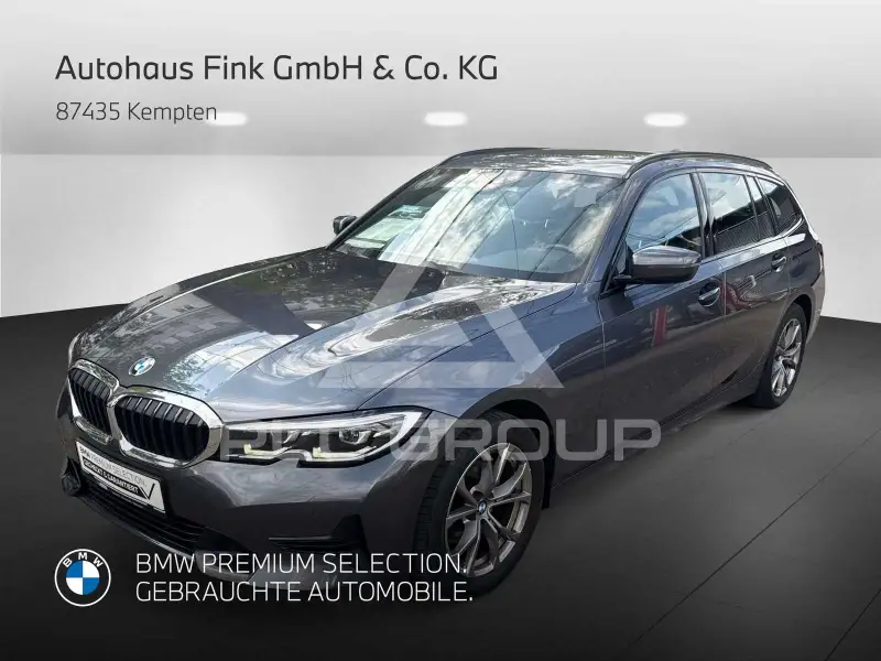 2022 BMW 320