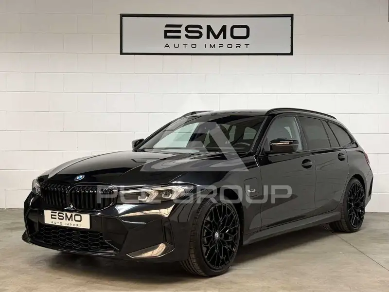 2022 BMW 320
