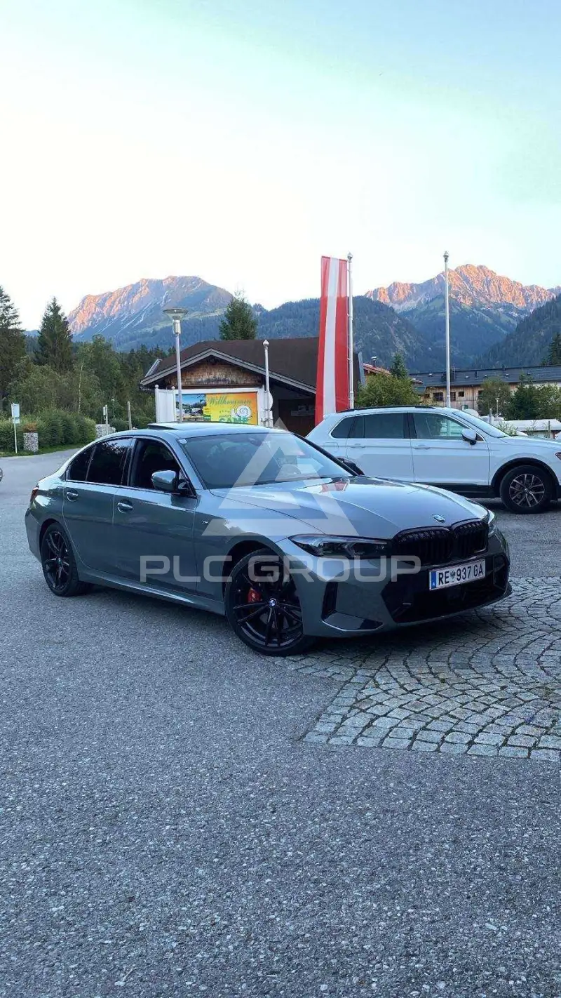 2022 BMW 320