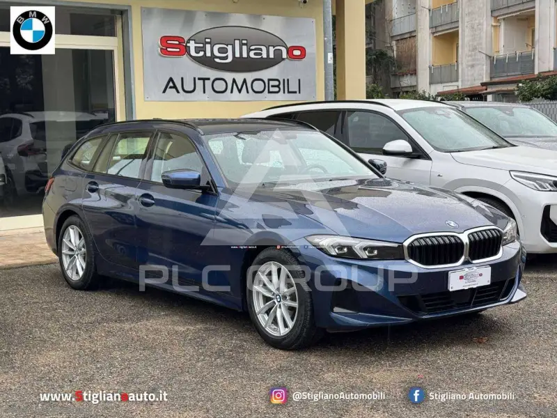 2022 BMW 320