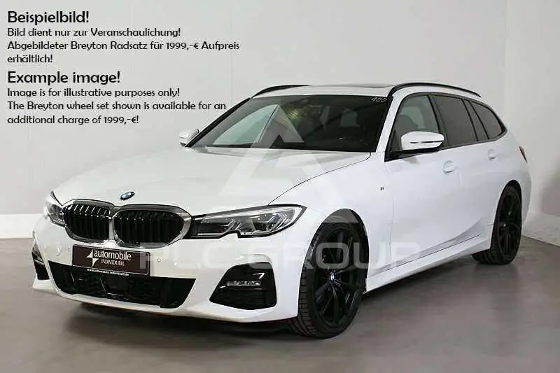 2022 BMW 320