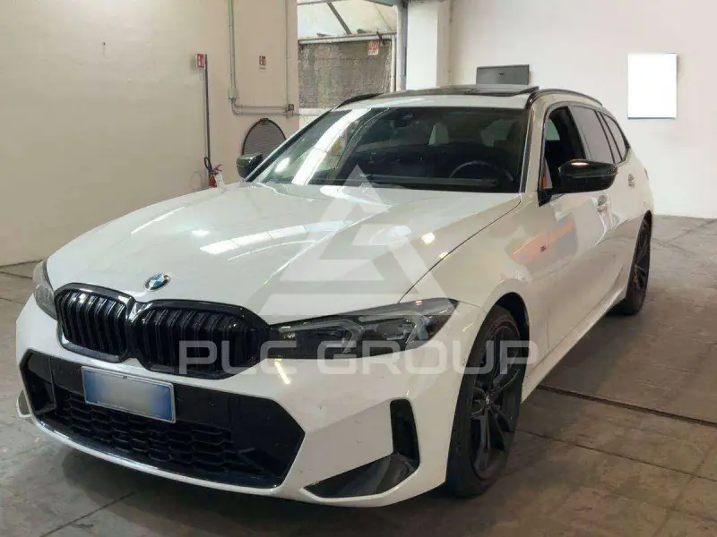 2022 BMW 320