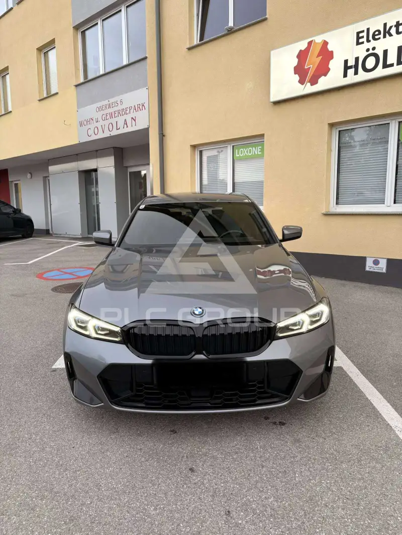 2022 BMW 320
