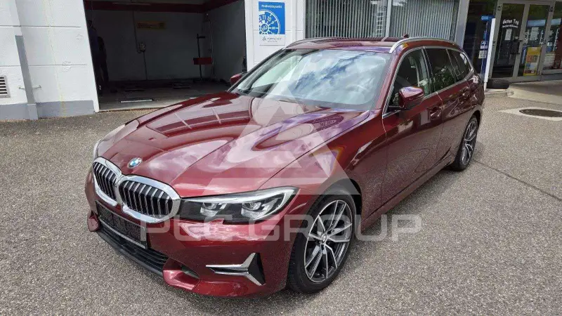 2022 BMW 320