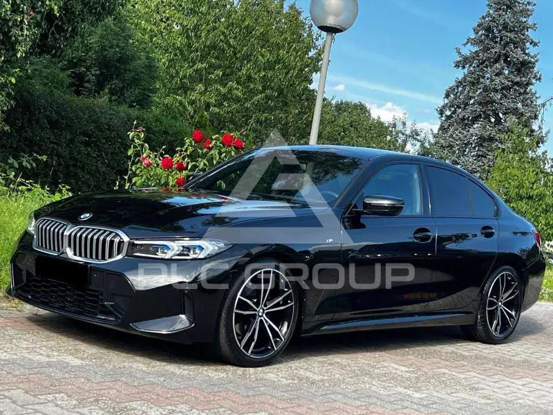 2022 BMW 320