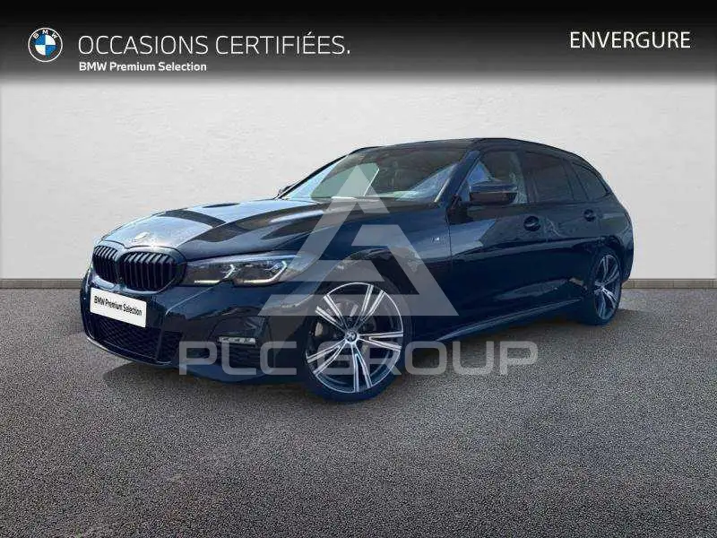2022 BMW 320