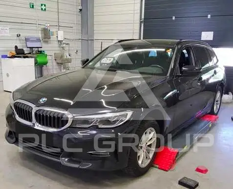 2022 BMW 320