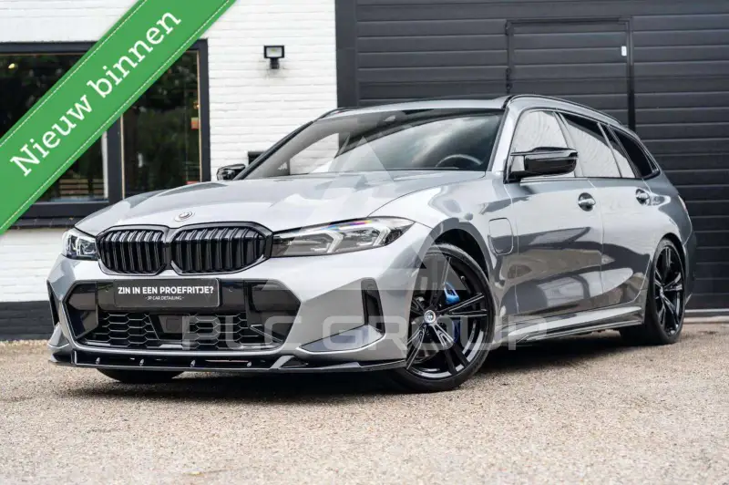 2022 BMW 330