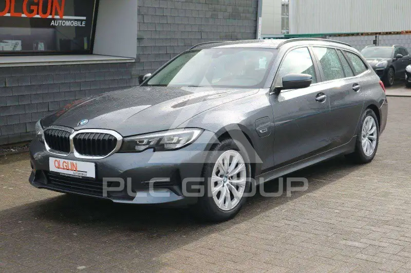 2022 BMW 330