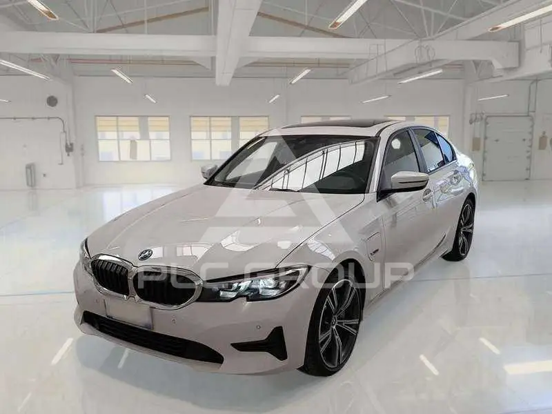 2022 BMW 330