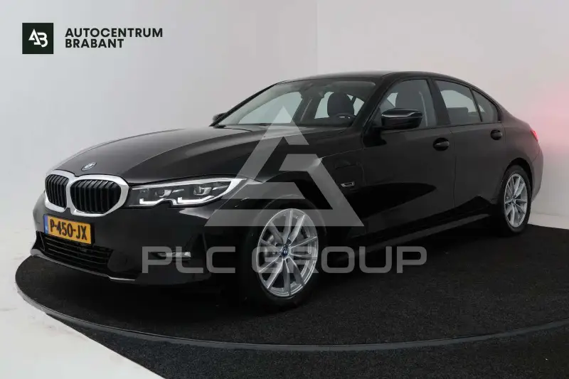 2022 BMW 330