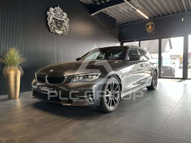 2022 BMW 330
