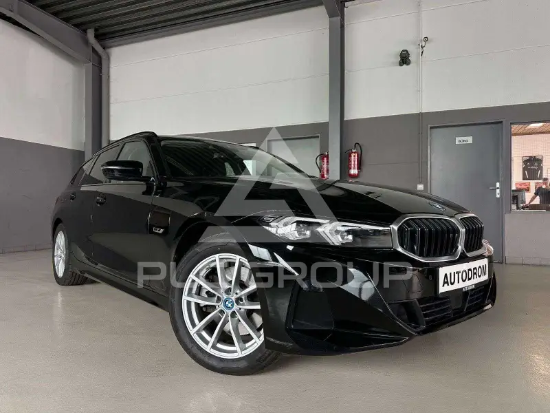 2022 BMW 330